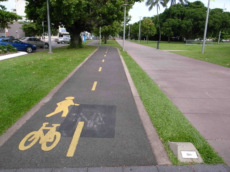 ケアンス自転車道